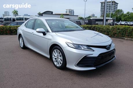 Silver 2024 Toyota Camry Sedan Ascent