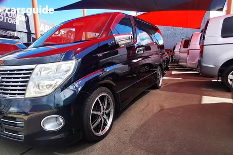 Black 2005 Nissan Elgrand Wagon