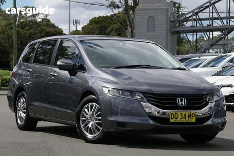 Grey 2010 Honda Odyssey Wagon