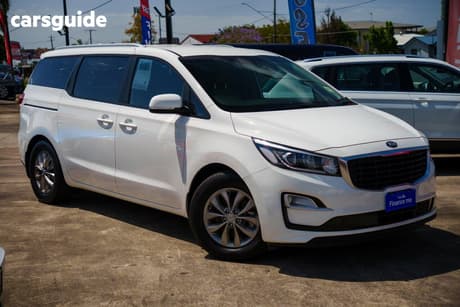 White 2019 Kia Carnival Wagon S