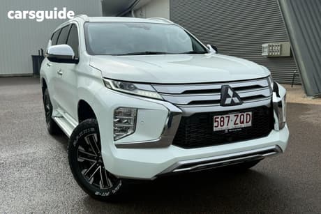 White 2020 Mitsubishi Pajero Sport Wagon Exceed (4X4) 7 Seat