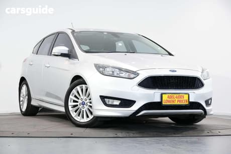 Silver 2015 Ford Focus Hatchback Trend