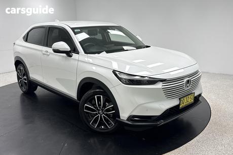 White 2024 Honda HR-V Wagon Vi X