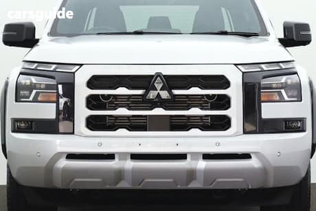 White 2025 Mitsubishi Triton Double Cab Pick Up Gsr (4X4)