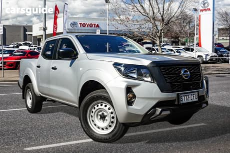Silver 2023 Nissan Navara Dual Cab Pick-up Sl (4X4)