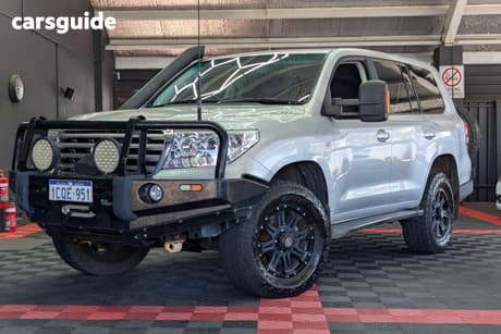 Silver 2007 Toyota Landcruiser Wagon Sahara (4X4)