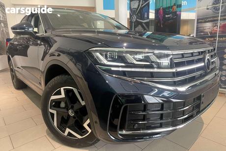 Blue 2025 Volkswagen Touareg Wagon 170Tdi