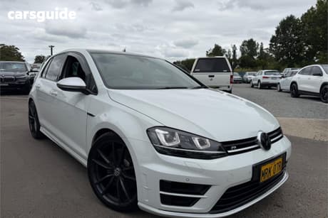 White 2016 Volkswagen Golf Hatchback R