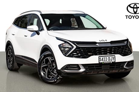 White 2024 Kia Sportage Wagon S (Fwd)