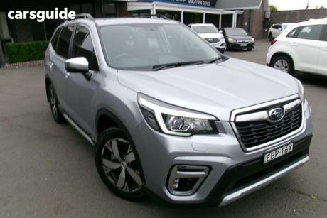 Silver 2018 Subaru Forester Wagon 2.5I-S (Awd)