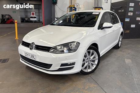 White 2014 Volkswagen Golf Hatchback 103 Tsi Highline