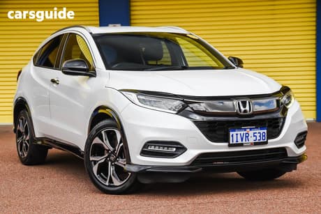 White 2020 Honda HR-V Wagon Rs Crimson Interior