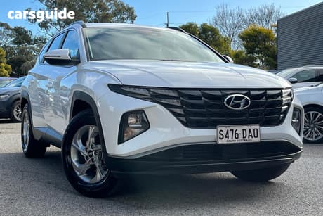 White 2024 Hyundai Tucson Wagon (Fwd)