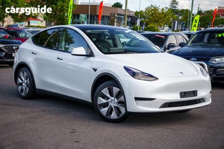 White 2022 Tesla Model Y Wagon Rear-Wheel Drive