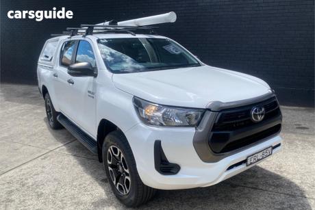 White 2021 Toyota Hilux Double Cab Pick Up Sr Hi-Rider