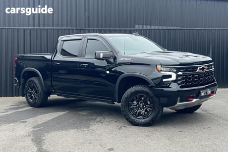 Black 2024 Chevrolet Silverado Crew Cab Pickup 1500 Zr2