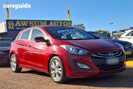 Red 2013 Hyundai I30 Hatchback Elite 1.6 Crdi
