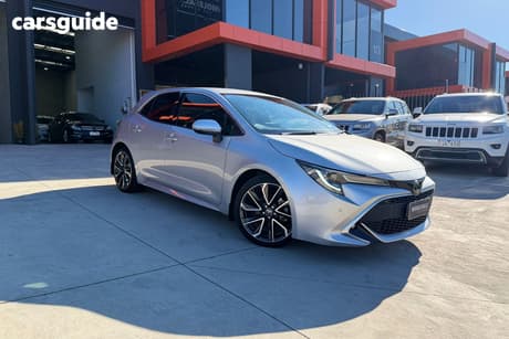 Silver 2021 Toyota Corolla Hatchback Zr