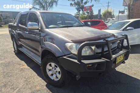 Brown 2007 Toyota Hilux Dual Cab Pick-up Sr5 (4X4)