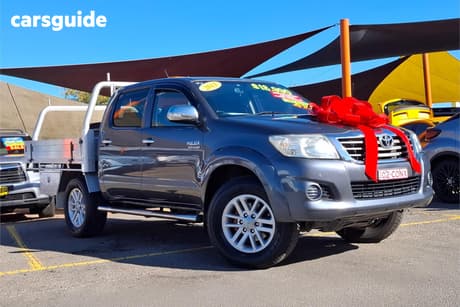 Grey 2011 Toyota Hilux Dual Cab Pick-up Sr5 (4X4)
