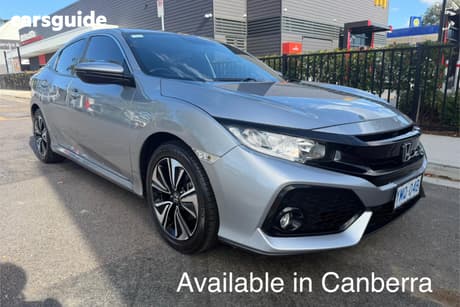 Silver 2017 Honda Civic Hatchback Vti-L