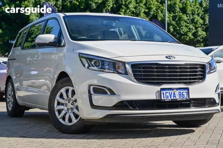 White 2019 Kia Carnival Wagon S