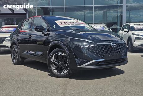 Black 2025 Nissan Qashqai Wagon St-L