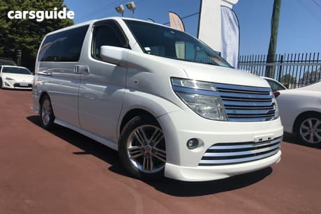 White 2003 Nissan Elgrand Wagon