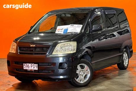 Grey 2004 Toyota Noah SUV
