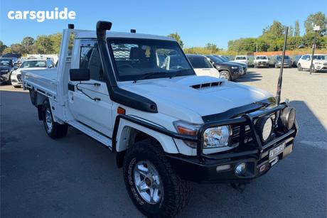 White 2009 Toyota Landcruiser Cab Chassis Gxl (4X4)