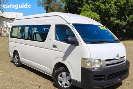 White 2008 Toyota HiAce Bus Commuter