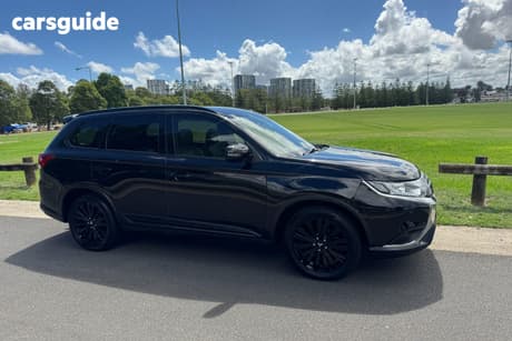 Black 2021 Mitsubishi Outlander Wagon Black Edition 7 Seat (Awd)