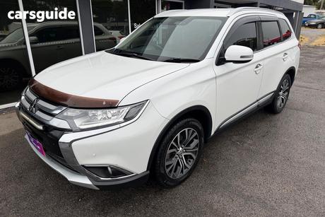 White 2018 Mitsubishi Outlander Wagon Ls 7 Seat (2Wd)