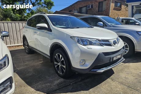 White 2014 Toyota RAV4 Wagon Cruiser (4X4)