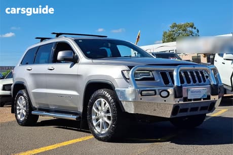 Grey 2013 Jeep Grand Cherokee Wagon Laredo (4X4)