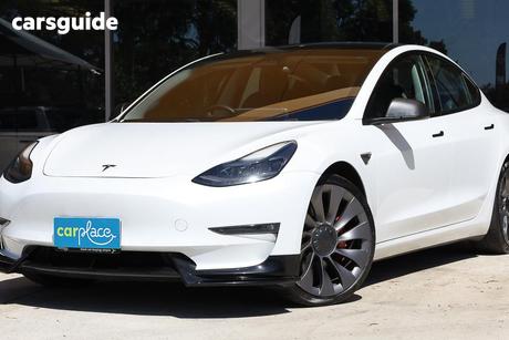 White 2021 Tesla Model 3 Sedan Performance