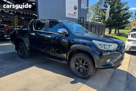 Black 2017 Toyota Hilux Dual Cab Utility Sr5 (4X4)