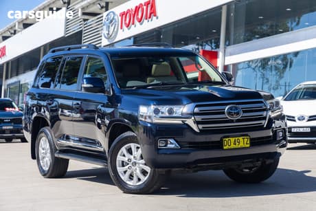 Blue 2017 Toyota Landcruiser Wagon Sahara (4X4)