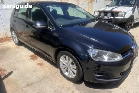Black 2017 Volkswagen Golf Hatchback 92 Tsi Comfortline