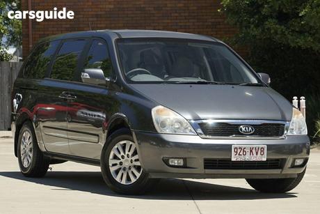 Grey 2014 Kia Grand Carnival Wagon S