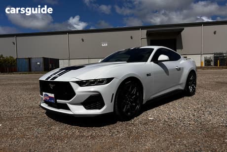 White 2025 Ford Mustang Fastback Gt 5.0 V8
