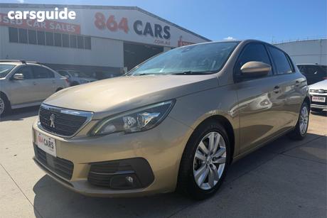 Orange 2019 Peugeot 308 Hatchback Active