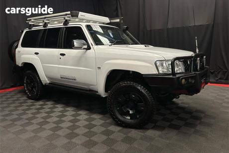 White 2012 Nissan Patrol Wagon St (4X4)