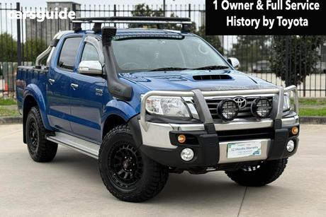 Blue 2014 Toyota Hilux Dual Cab Pick-up Sr5 (4X4)