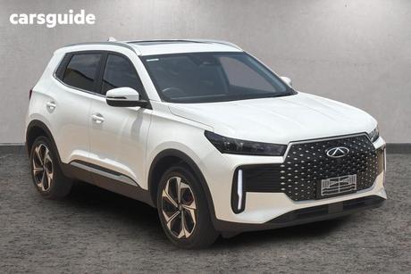 White 2024 Chery Tiggo 4 PRO Wagon Ultimate