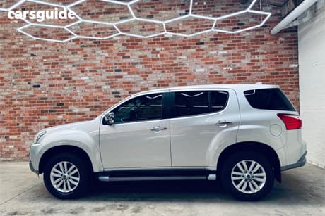 Silver 2017 Isuzu MU-X Wagon Ls-U (4X2)