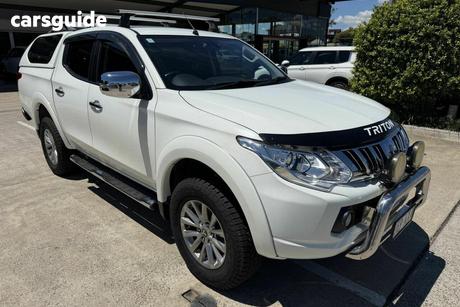 White 2015 Mitsubishi Triton Dual Cab Utility Exceed (4X4)
