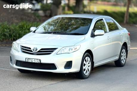 Silver 2010 Toyota Corolla Sedan Ascent