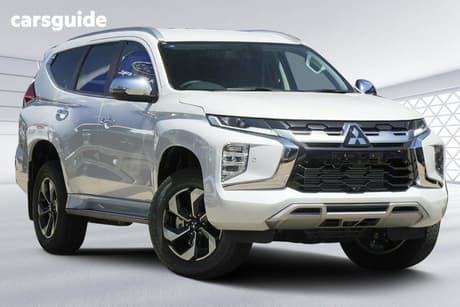 White 2024 Mitsubishi Pajero Sport Wagon Exceed (4Wd) 7 Seat