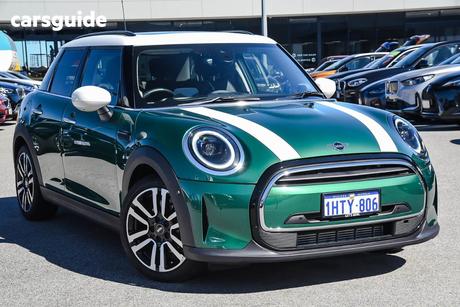 Green 2023 Mini Cooper Hatchback Classic 3D Hatch
